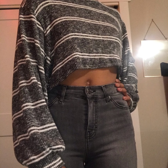 Long sleeve crop top - Picture 3 of 4